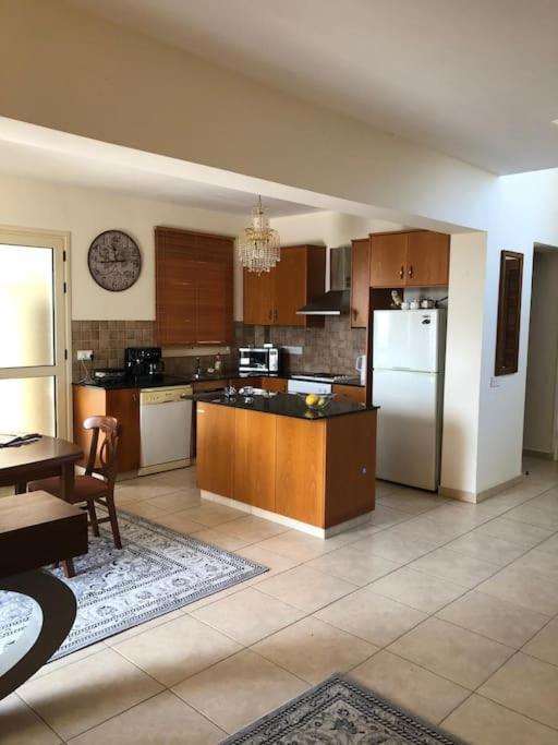 Budget Escape To The Seaside Larnaca Luaran gambar